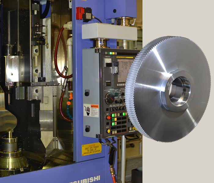 Gear cutting Mitsubishi machine